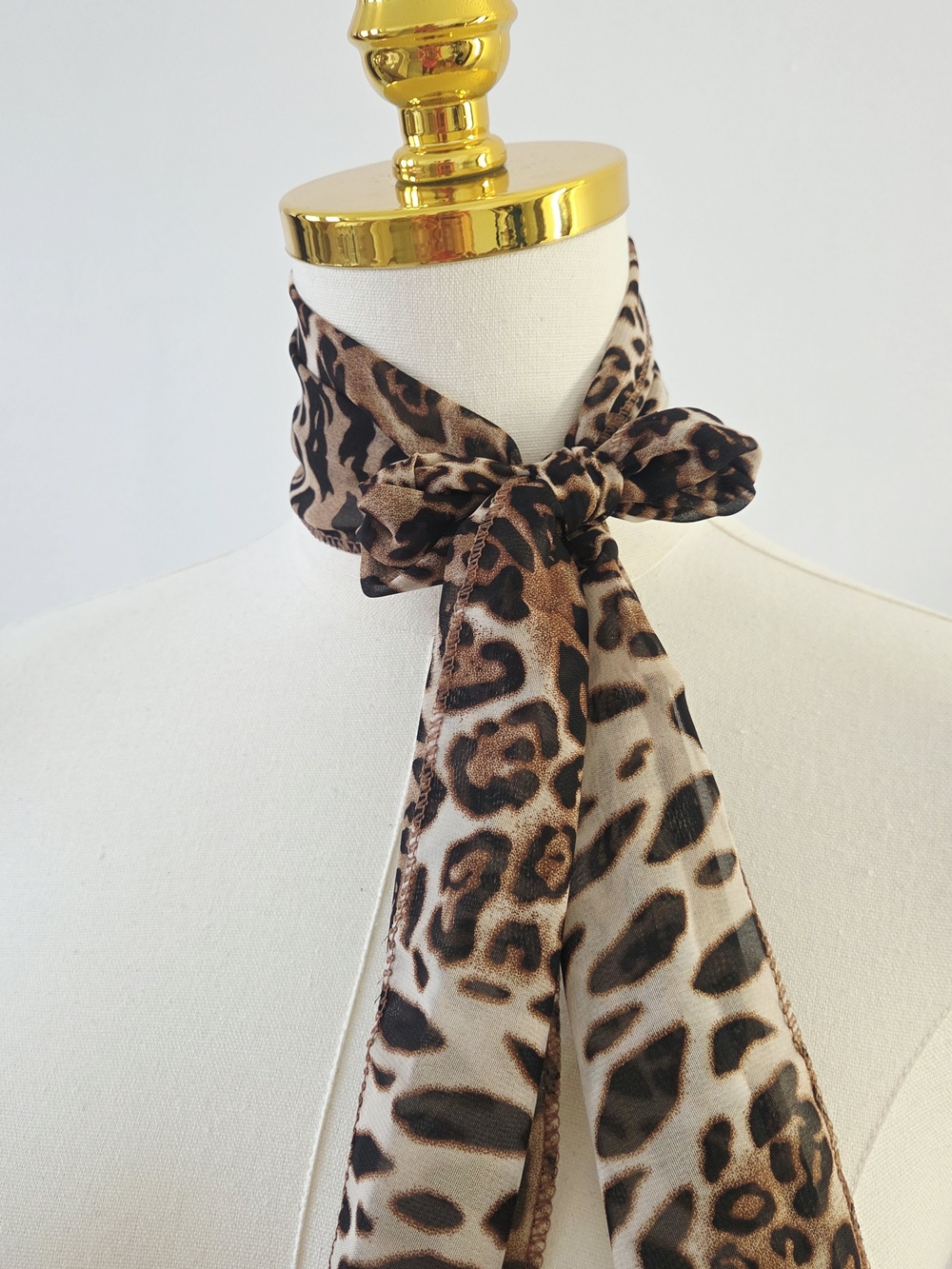 Leopard Print Scarf - Picture 5 of 6